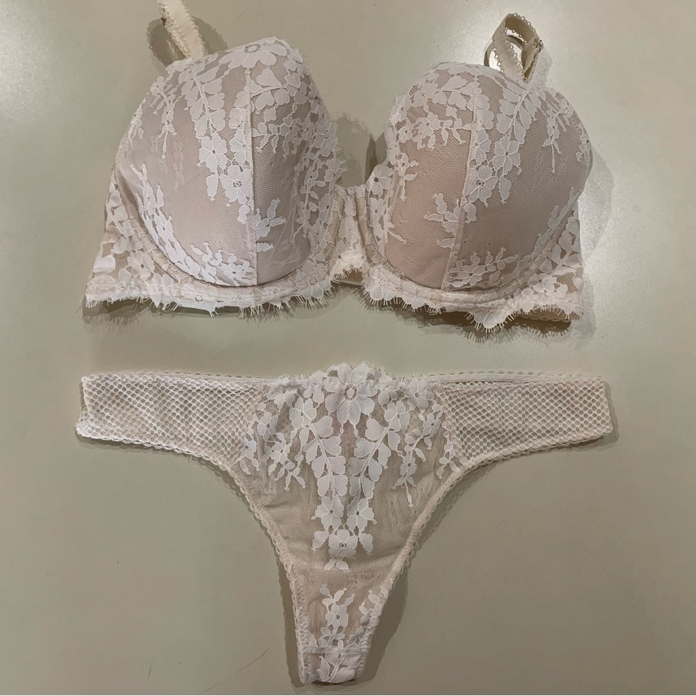 Victoria’s Secret Lacey Bra Set